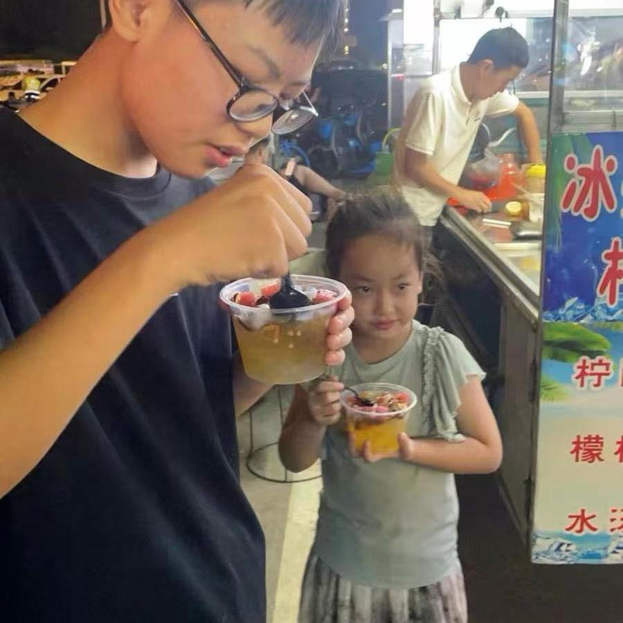 罗老师教写字（矫正姿势）