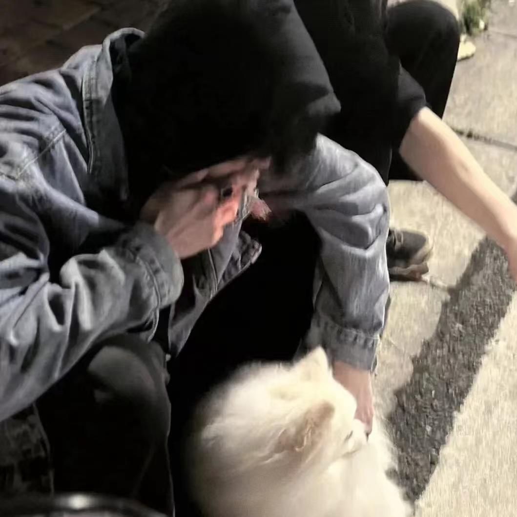 zy