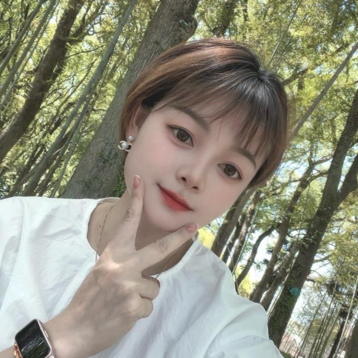 耀火游泳健身小敏