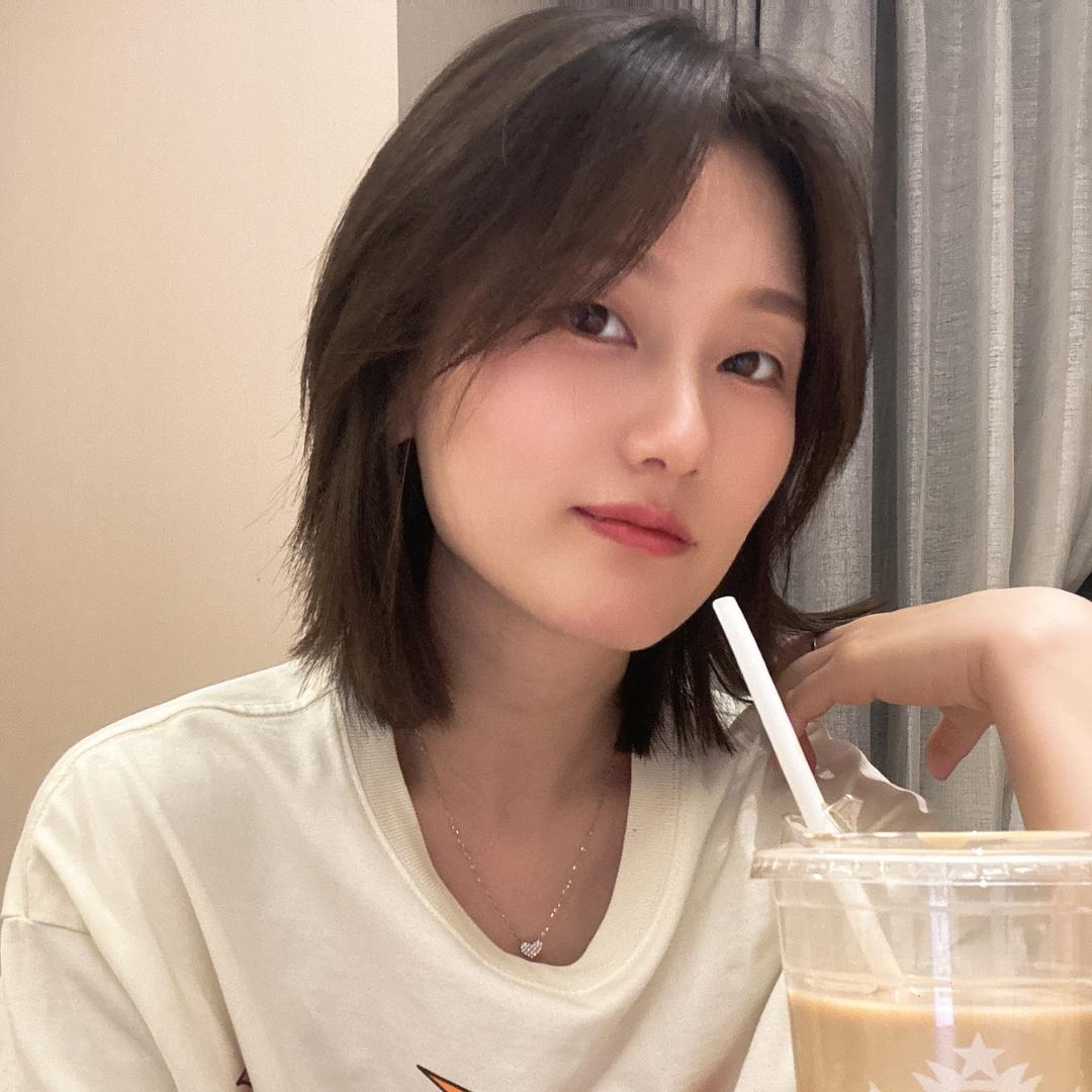 👑可可爱爱不好不坏