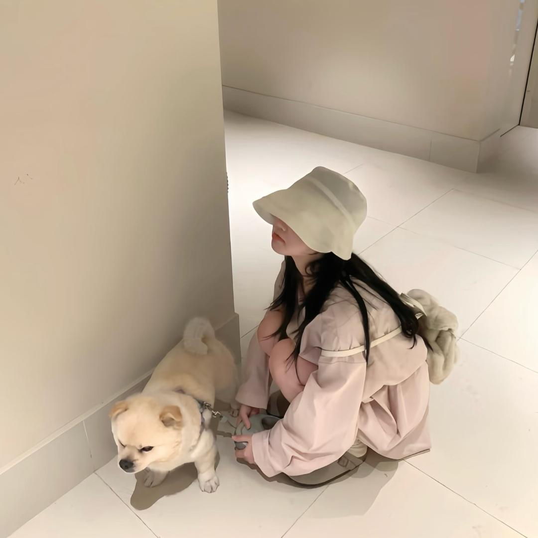 目民^