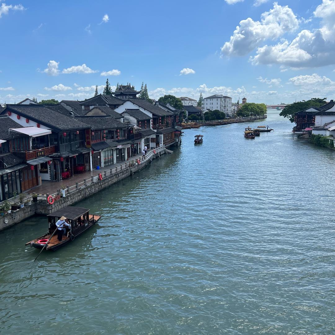 北方的田先生；