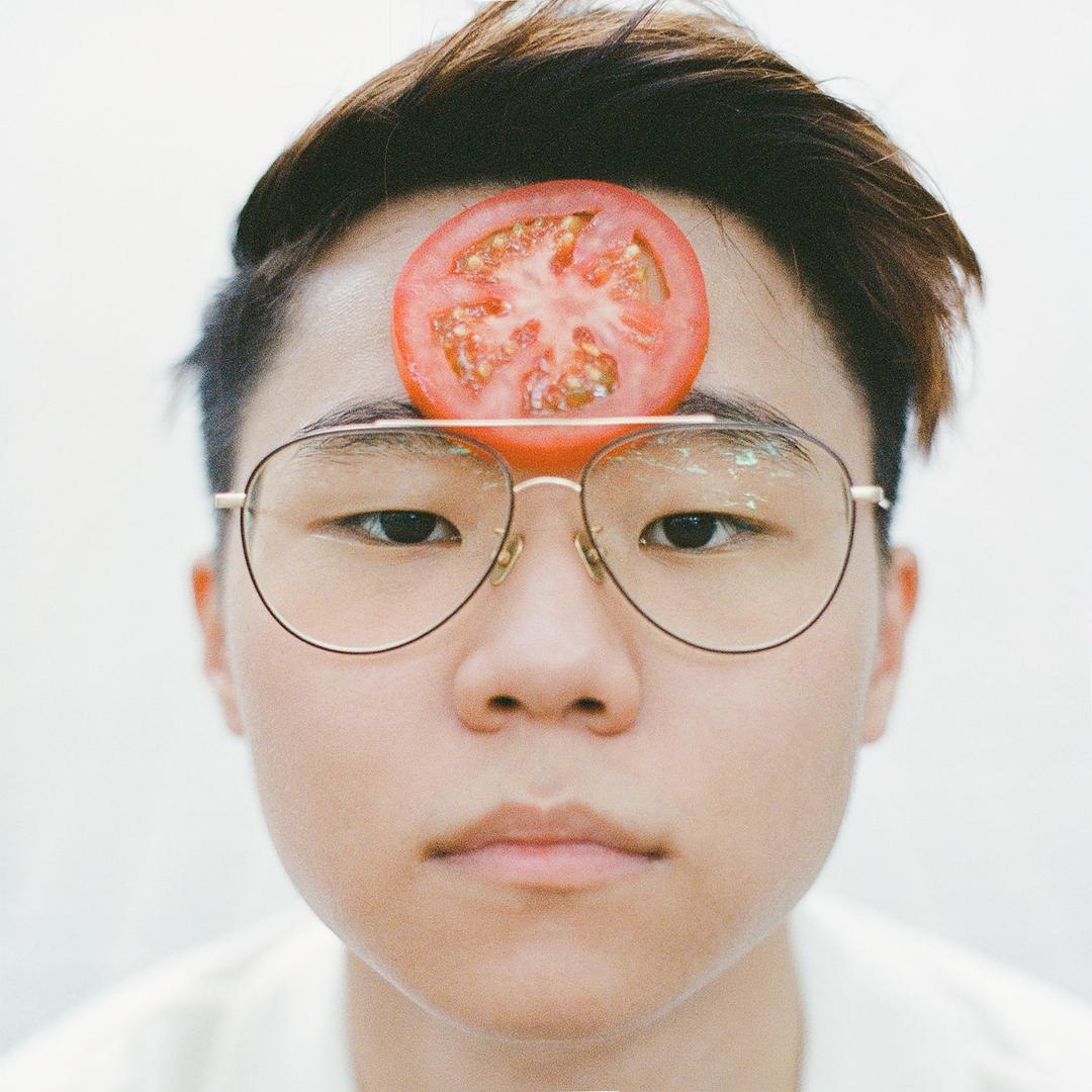 闪亮的脚趾