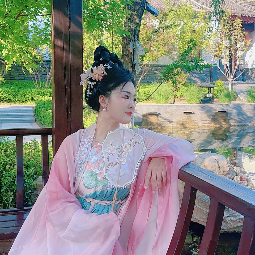 庆都山⛰️小仙女🧚🏻‍♀️