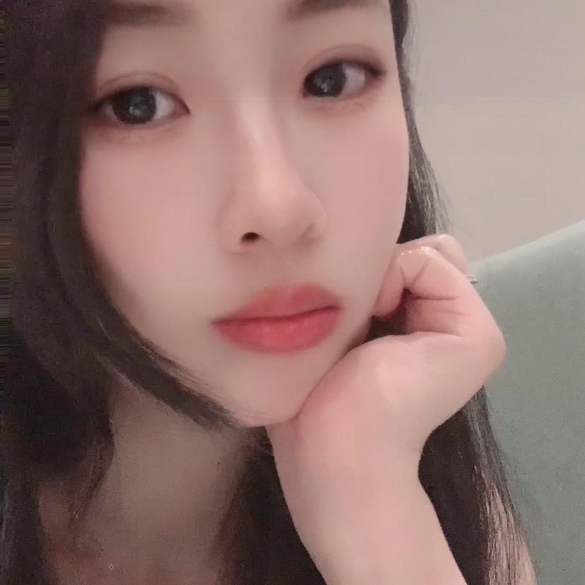 二亩地的小姐姐