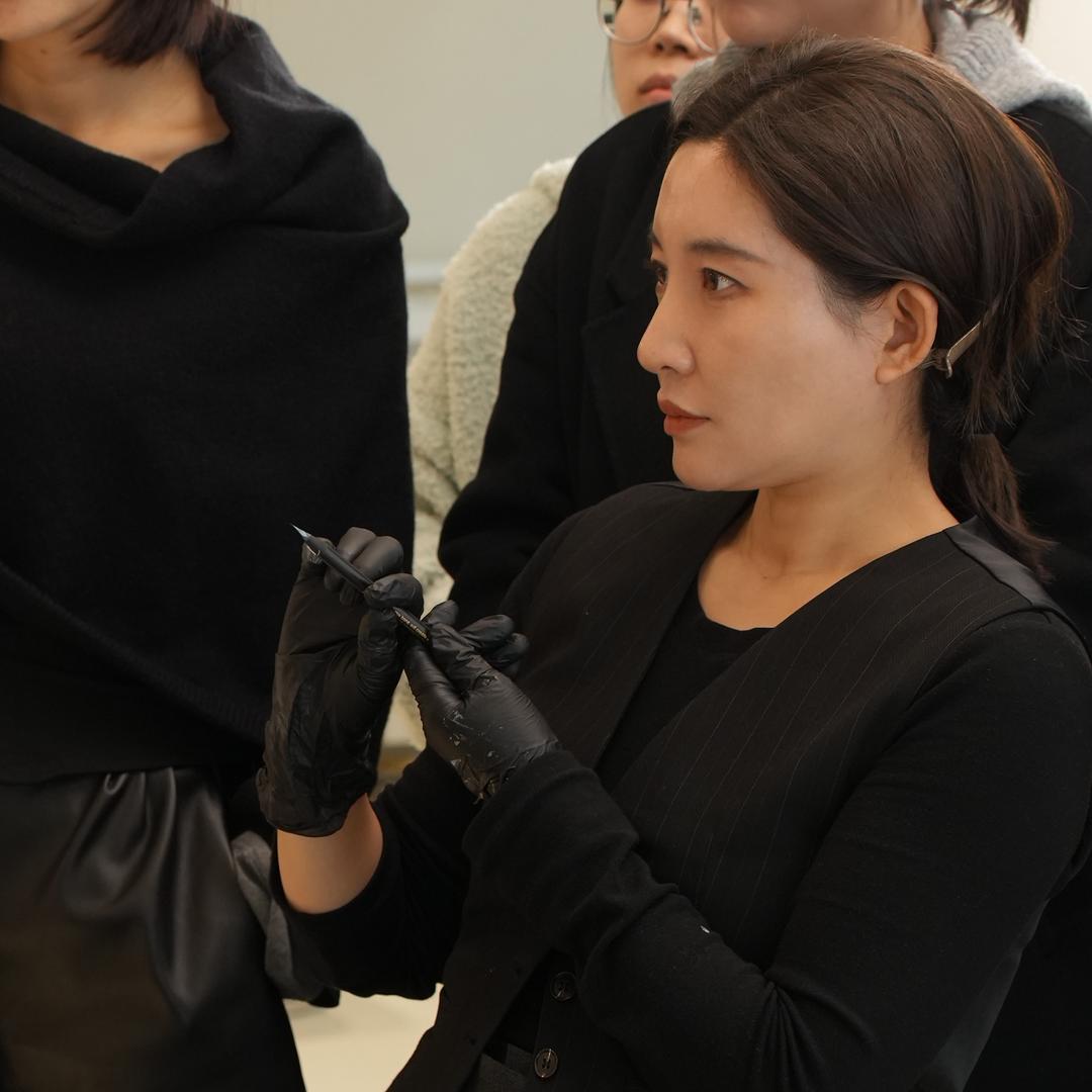 美院毕业在杭州纹眉毛