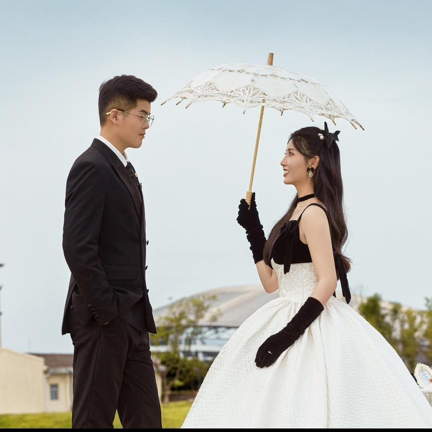 水泥妹与高低哥