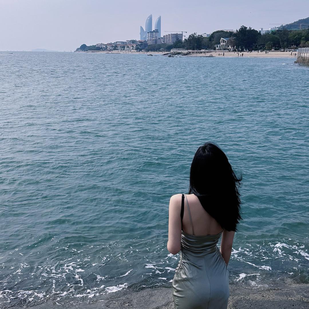 快乐屁屁娜