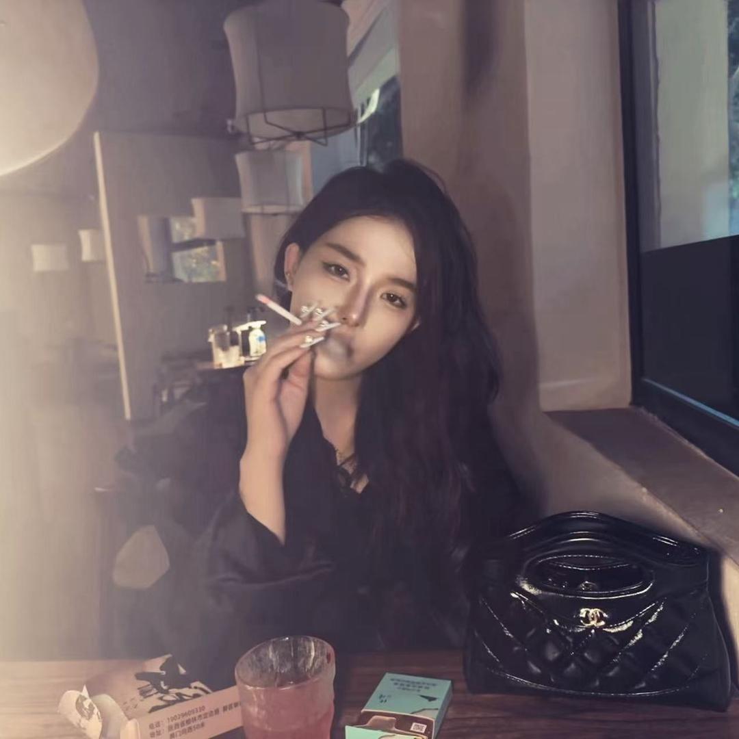 @南西 👗私服