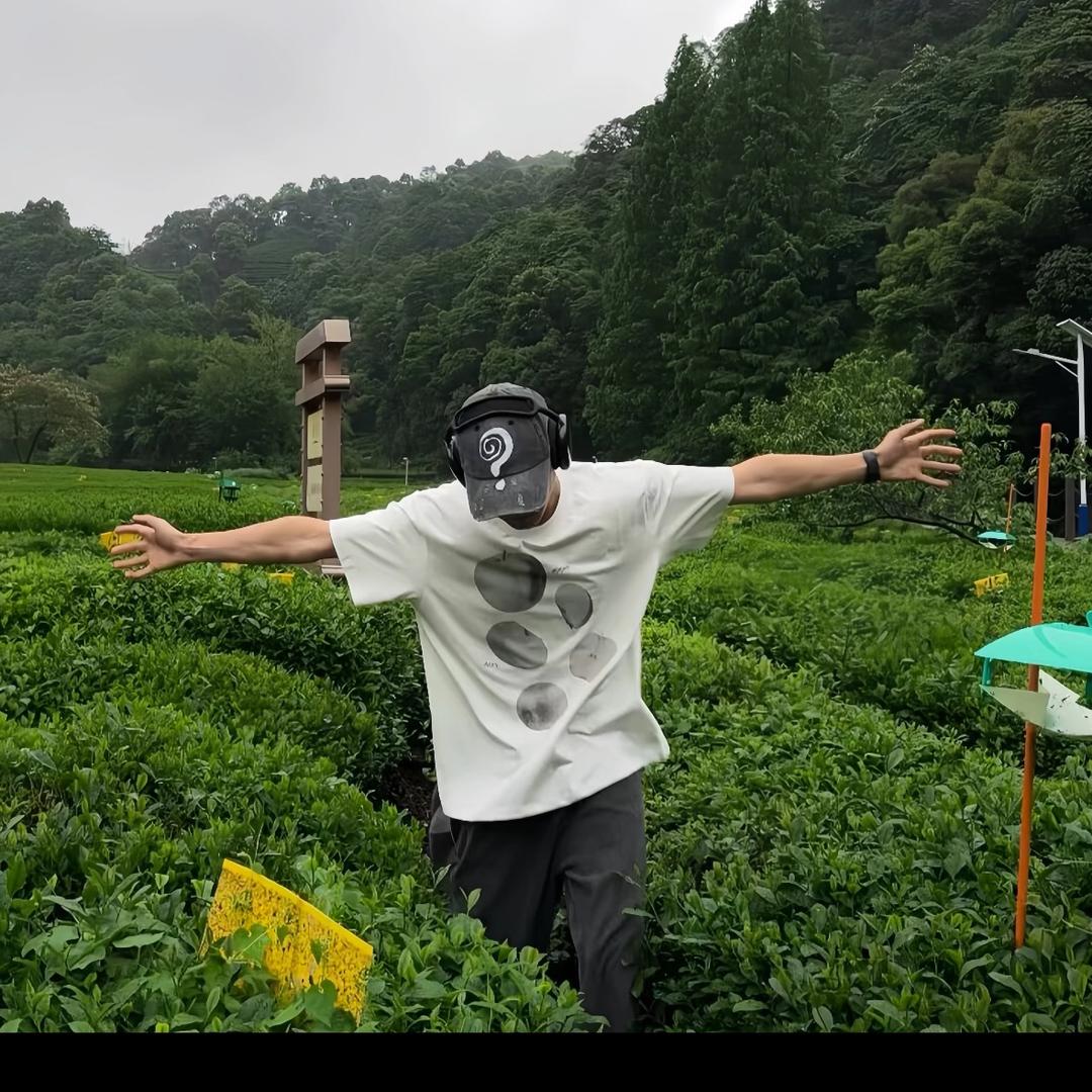ZZ 雯恩