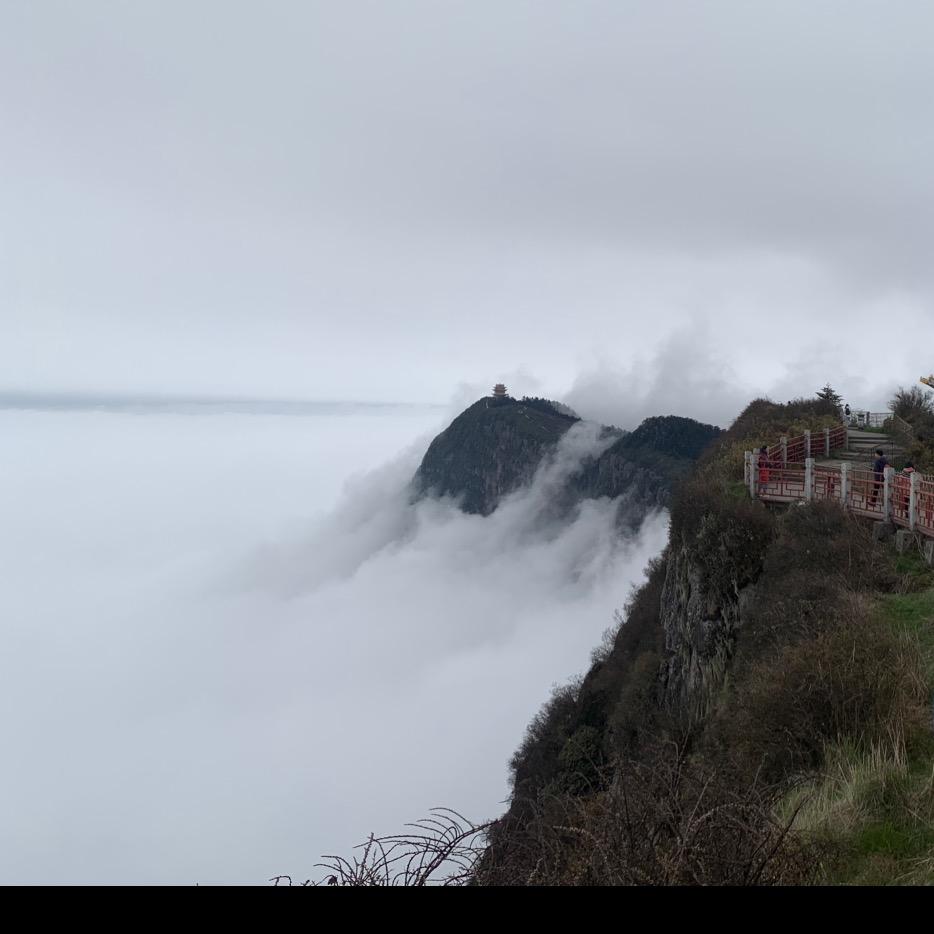 峨眉山杰哥