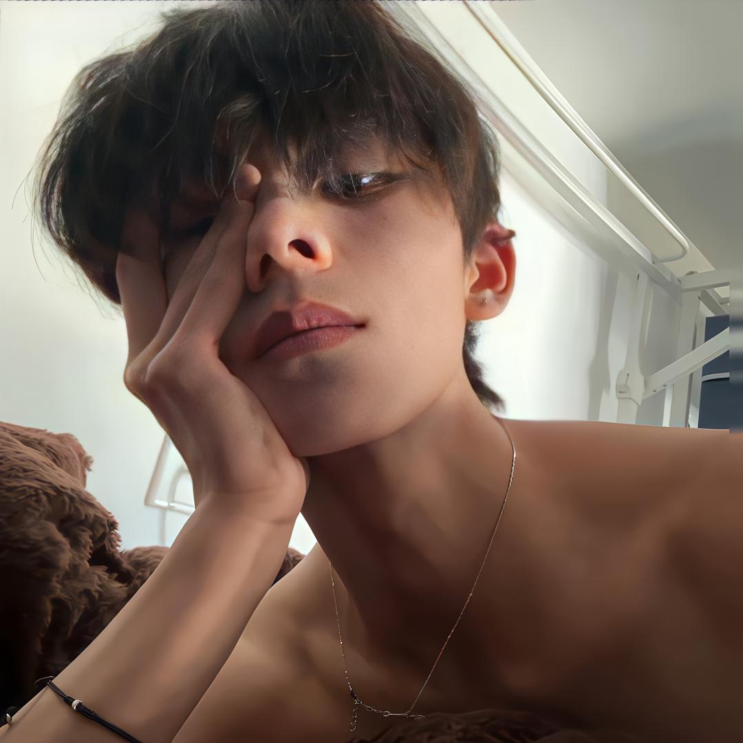 𝙥𝙚𝙖𝙘𝙝𝙚𝙨