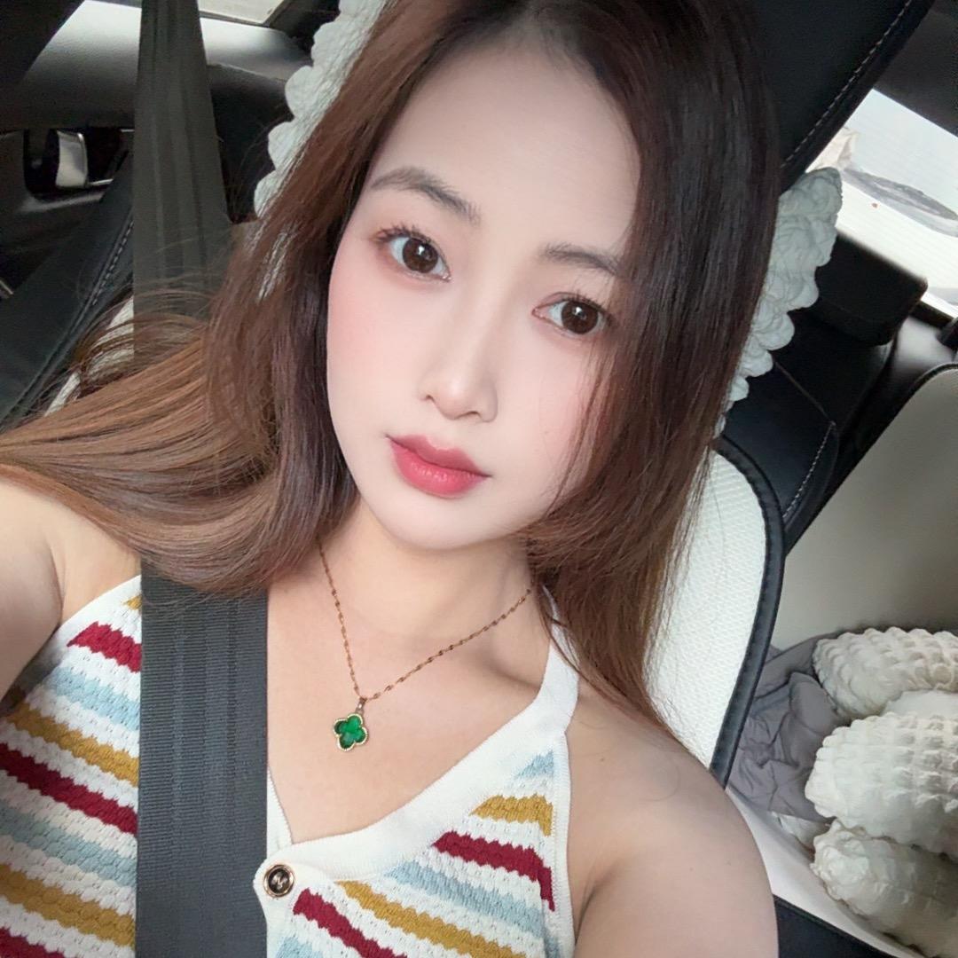 嘉嘉超爱吃