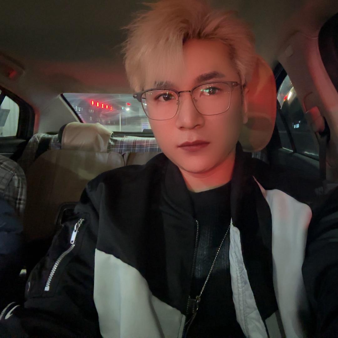 池云龙这小子  　　　　　　　　🪳
