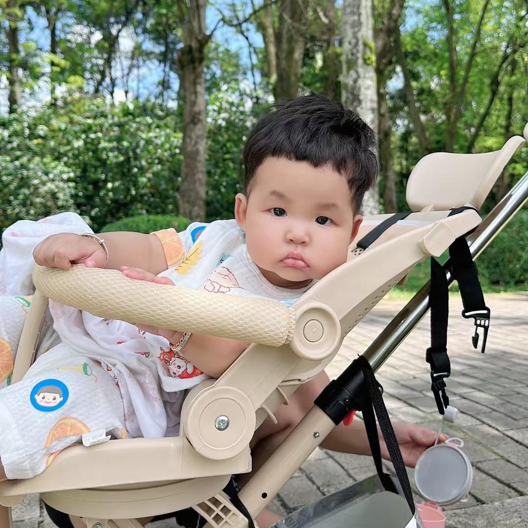 是诗妹Mama 呀