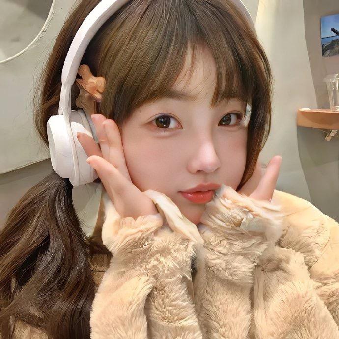 念雪Snow（学穿搭）