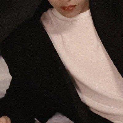 尋.