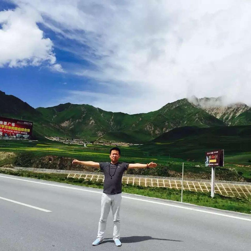 阳光驾校金牌教练（杨勇）