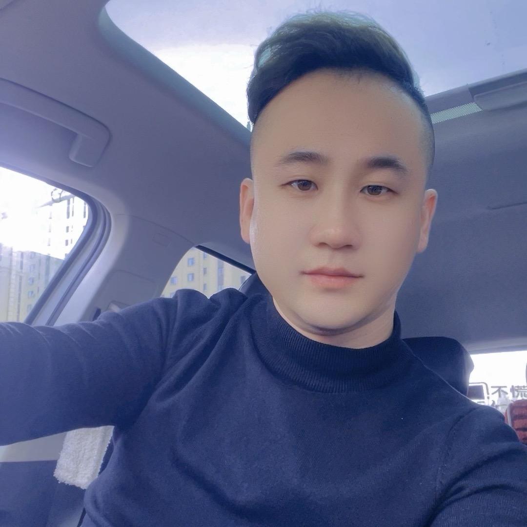 米小帅一个人在杭州