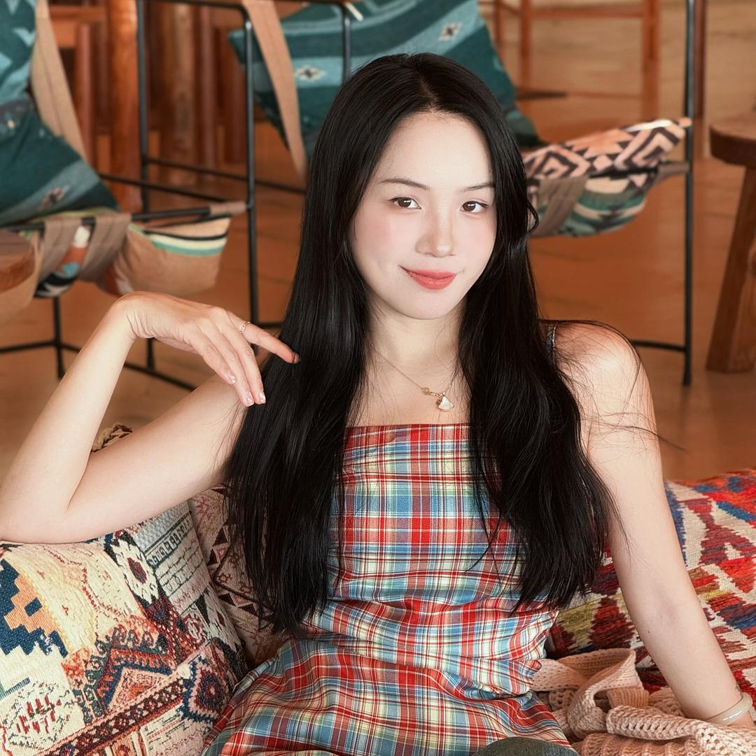 梅小哥女装
