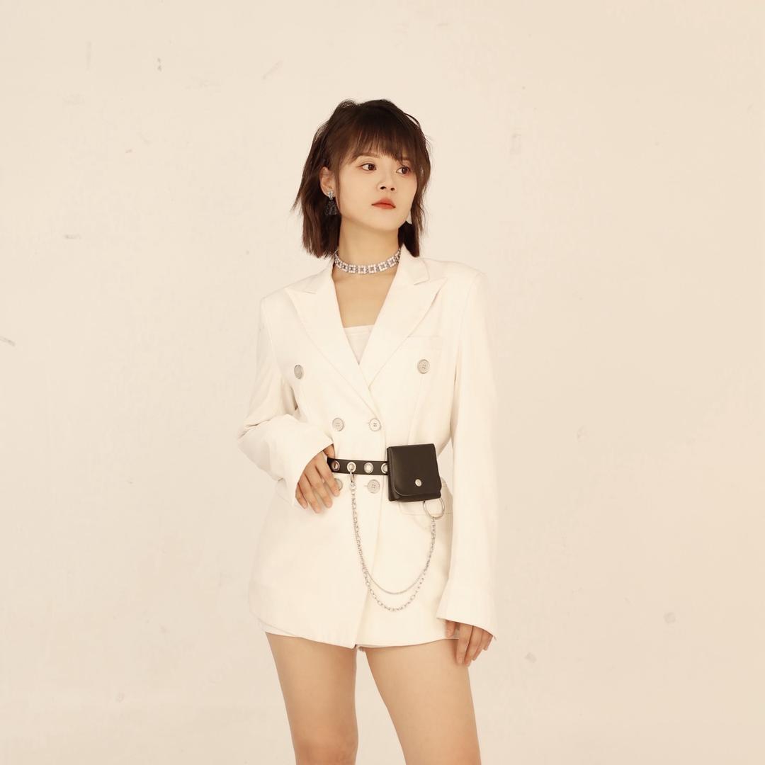 射洪装修广美设计全案设计师summer