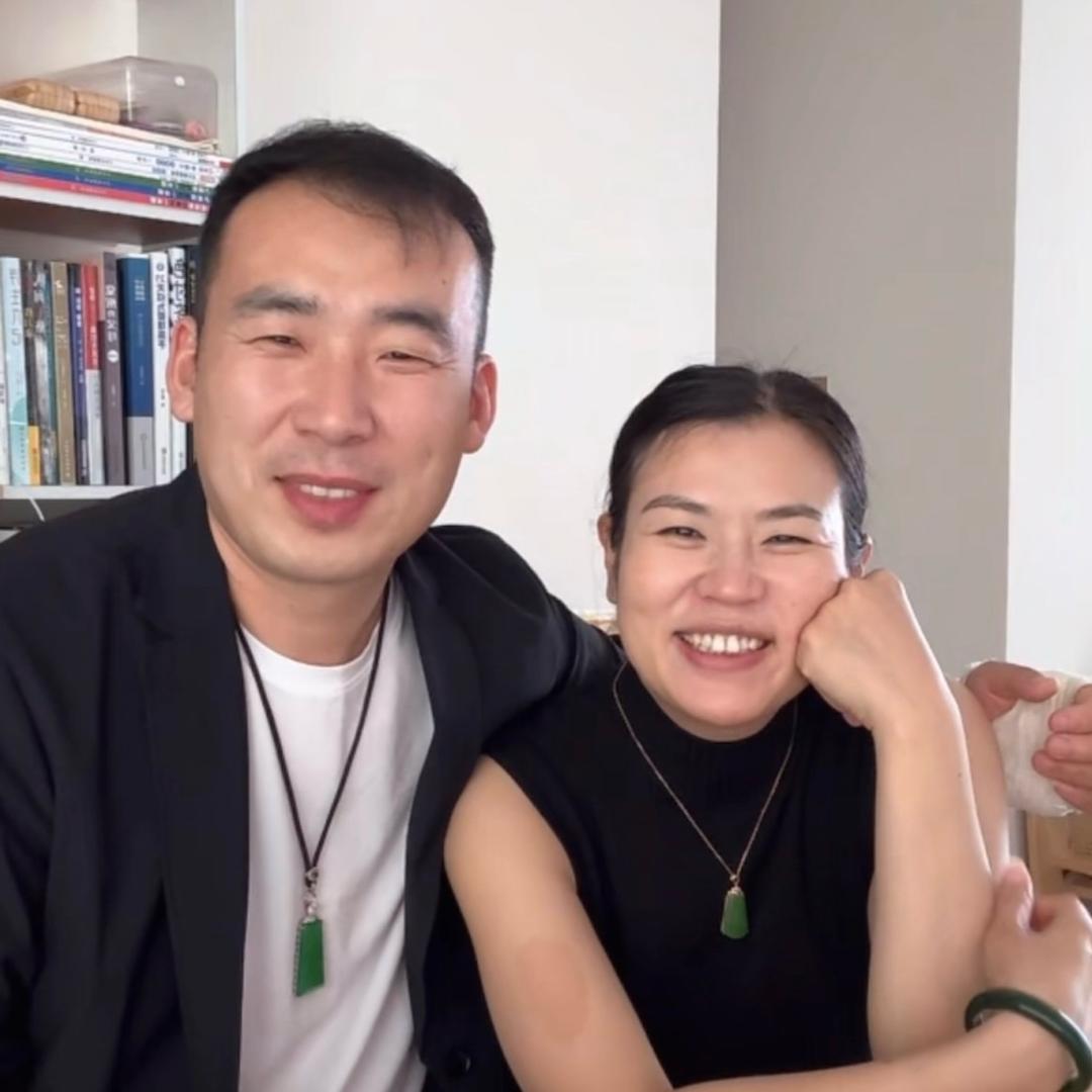 小飞和星光村夫妇店