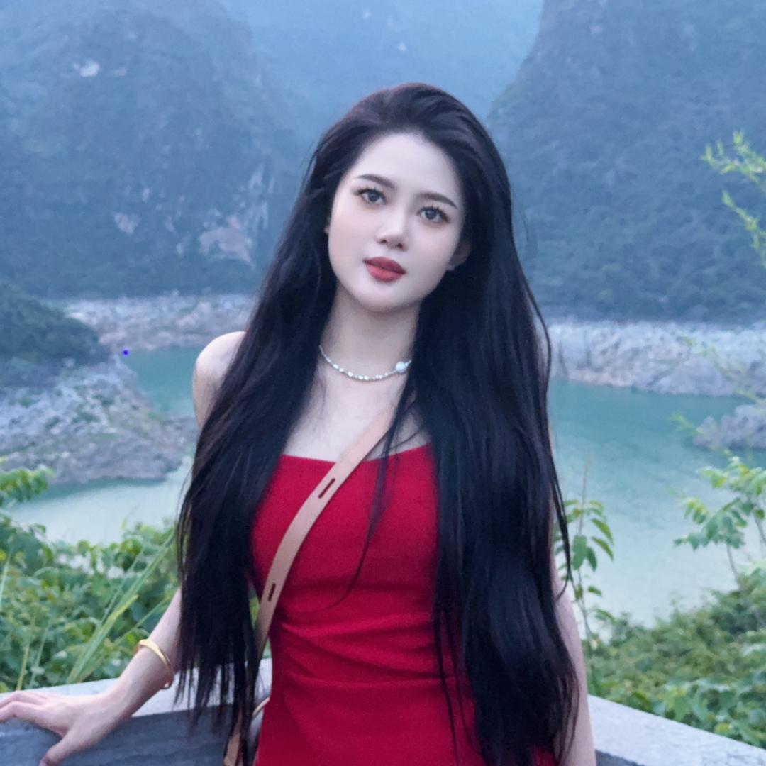 😘小小杨😘