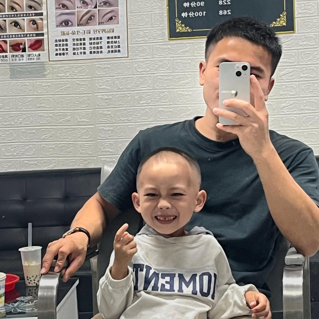 东兰汽车贴膜佬