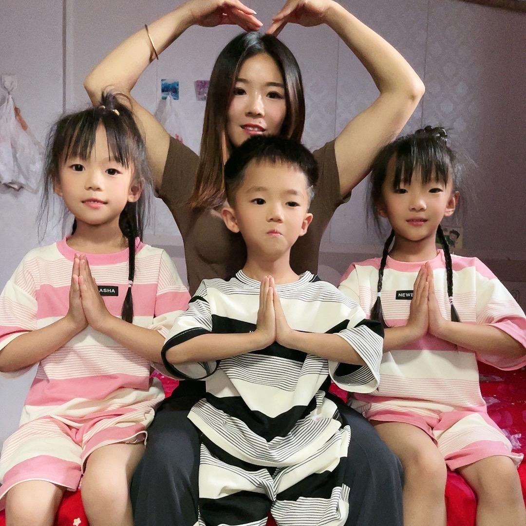 三胞胎