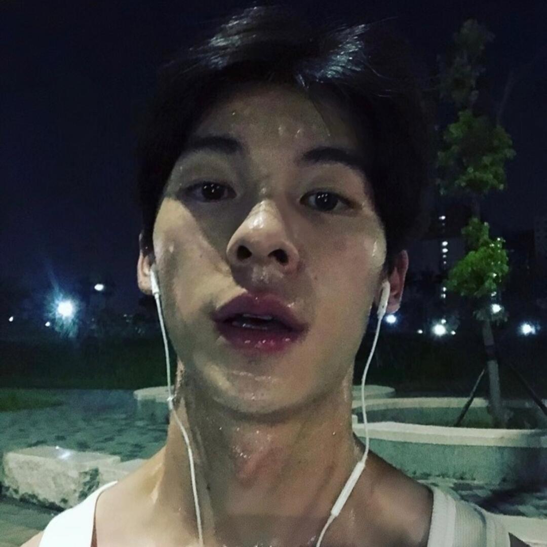 無法抗拒台男（摆烂中…