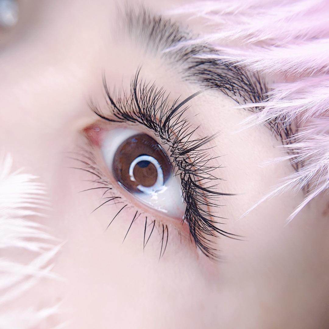 恋依坊美甲美睫化妆