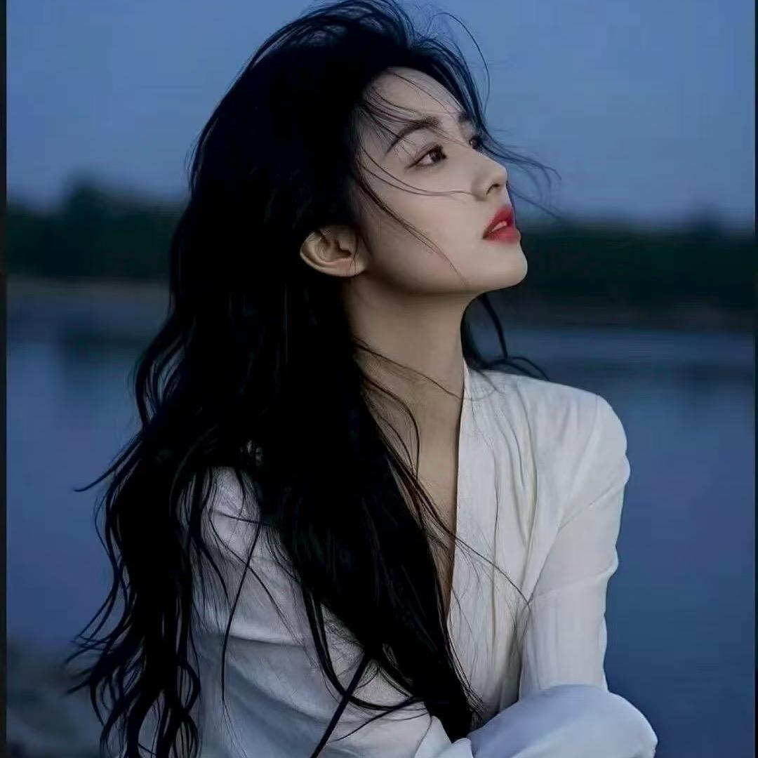 灿灿穿搭