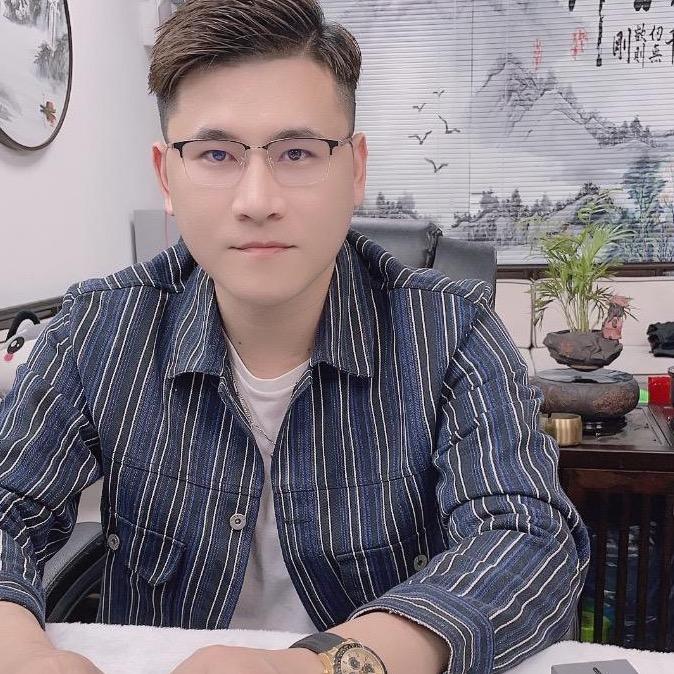 卡地派海丰万众时代传媒有限公司饰品专卖店