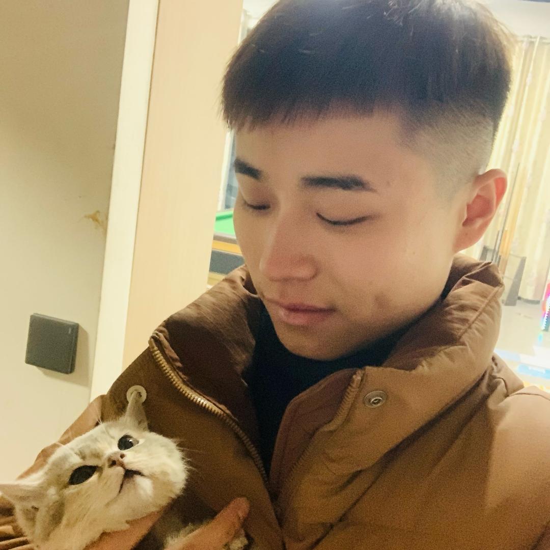 做广告的小刘✌️