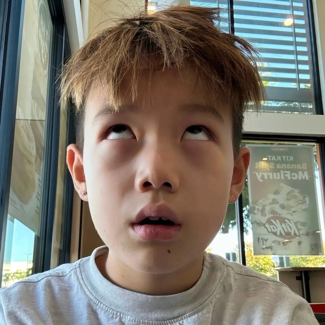 猛踹瘸子那条好腿