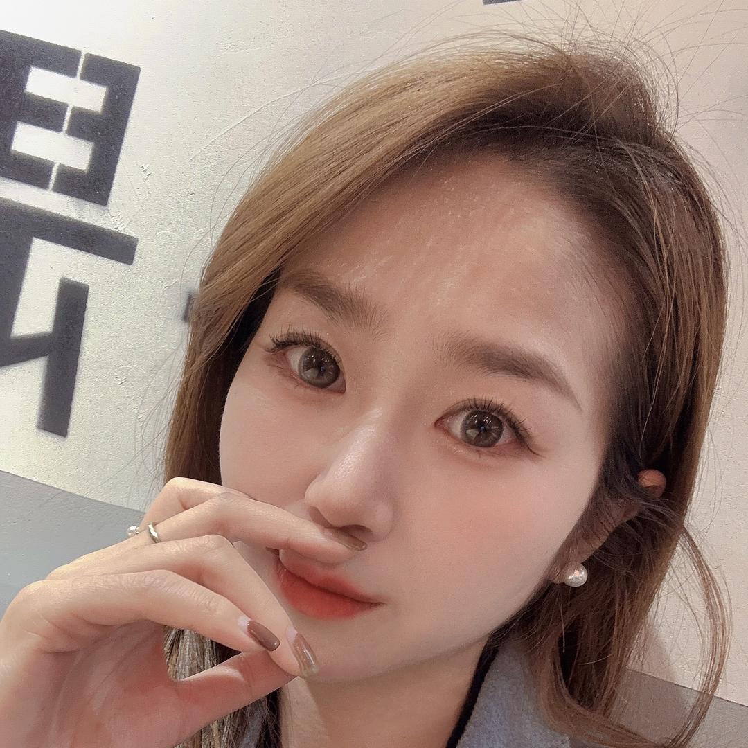 川锅锅岩妹儿