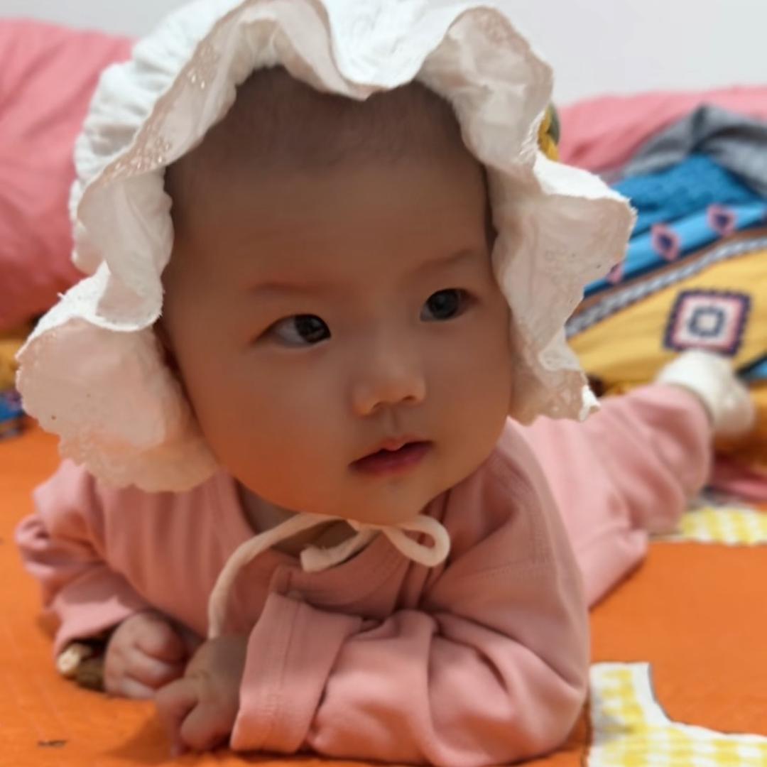 小白白·