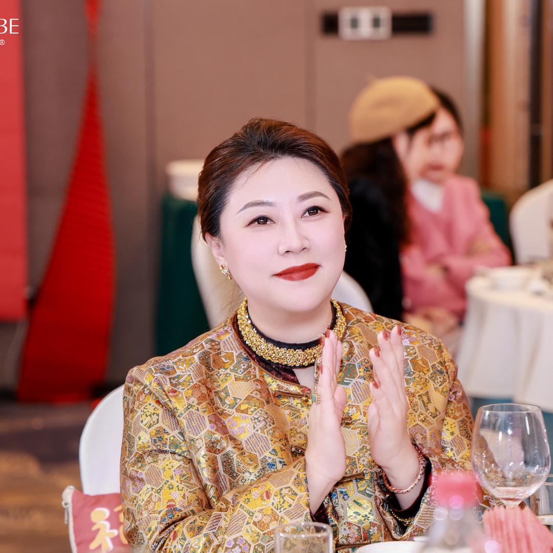 CEO妈妈轻创圈