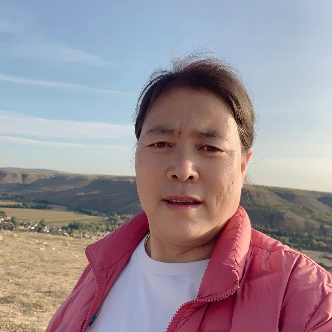 热爱生活的彭女士