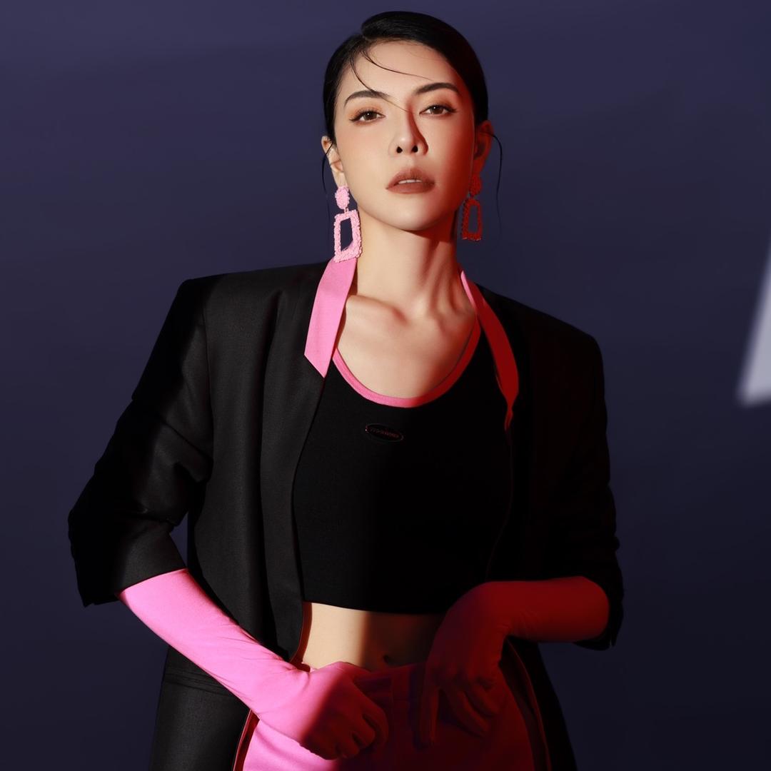 飒姐形象美学