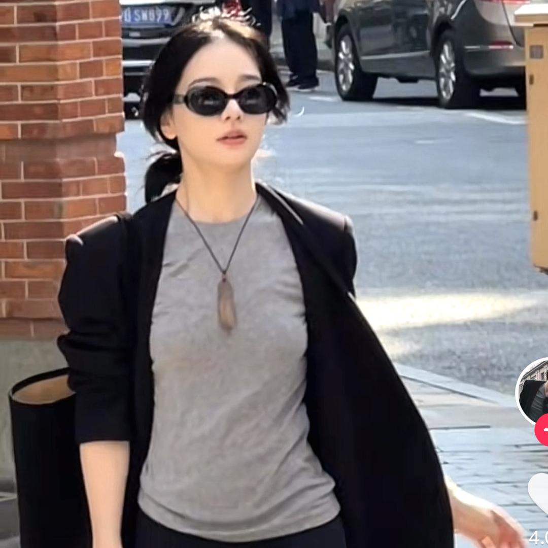 @乔乔S -穿搭优选