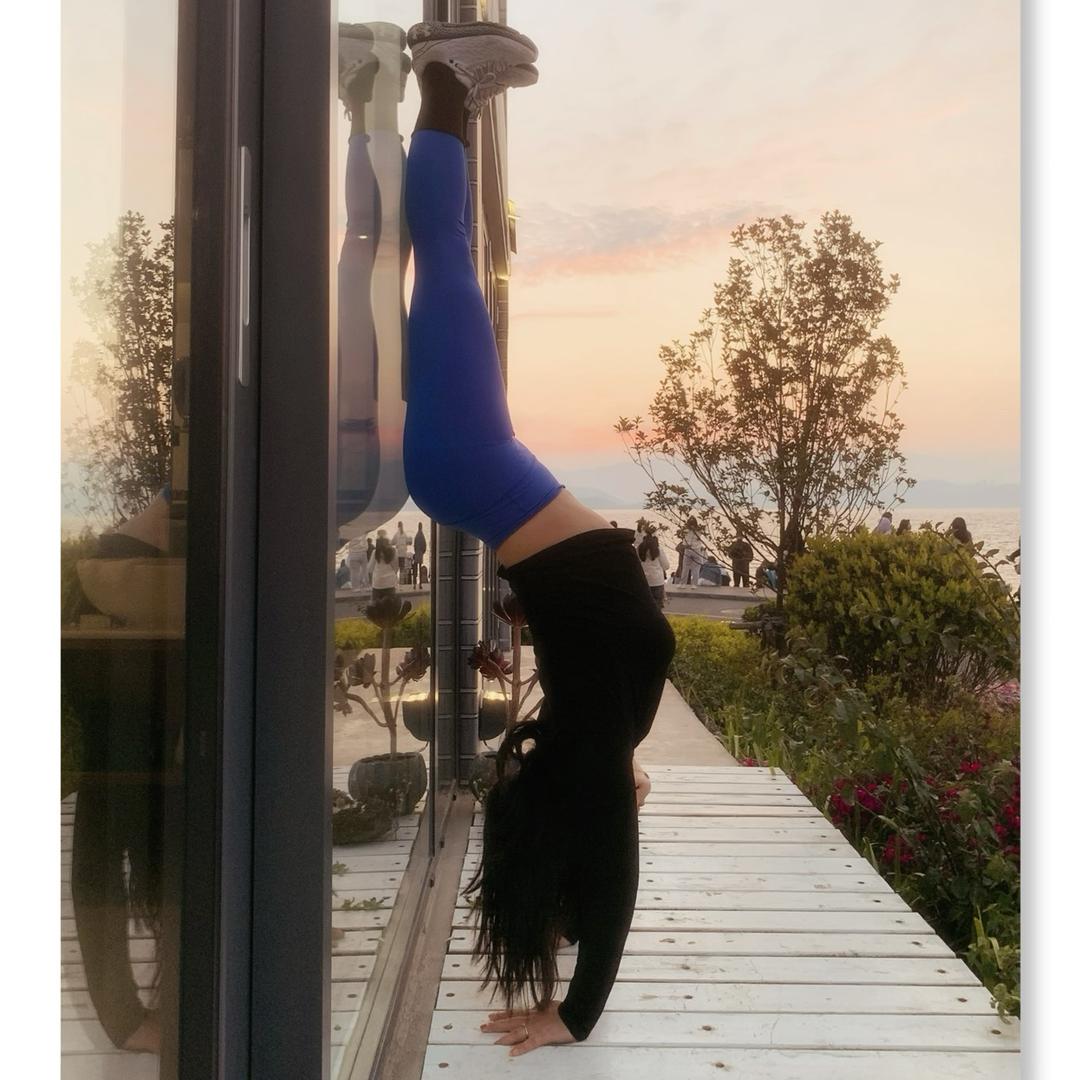 爱卖童鞋的朵拉妈妈