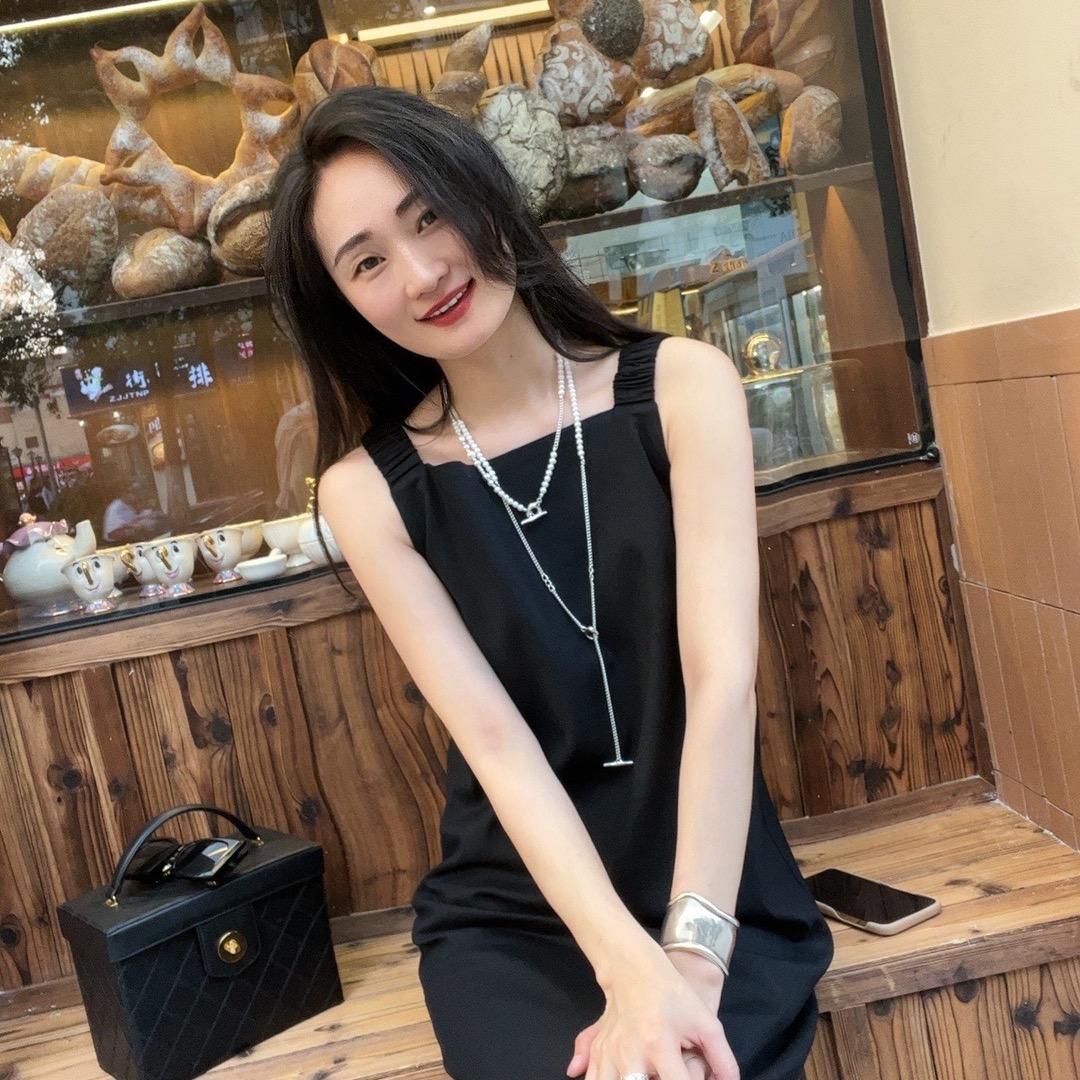 盐城市 嗯娜 中南城 大有镜店 南门电梯