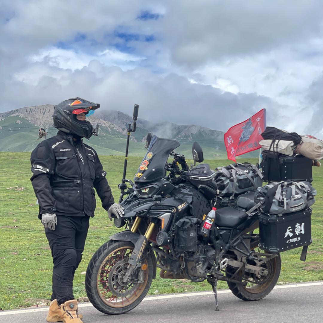 天刺队长🏍️