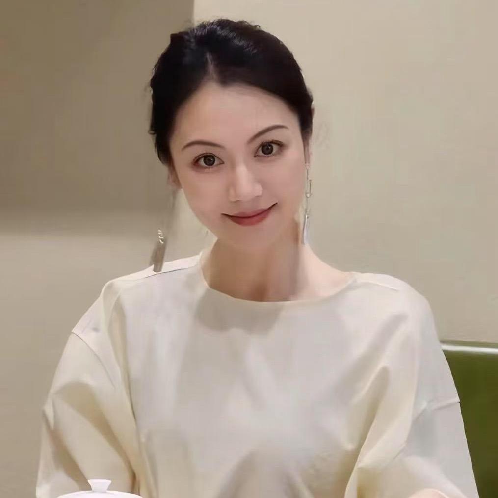 琪姐不胖🐻