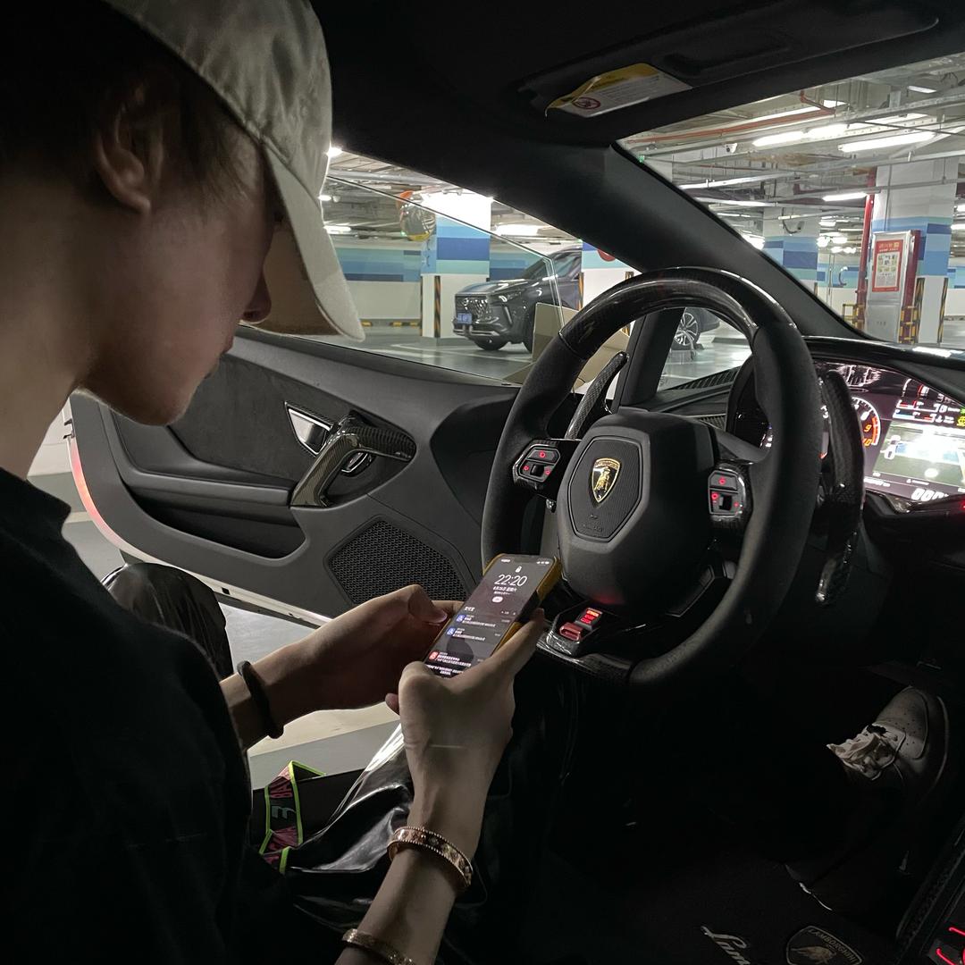 BWOOTD（得吃装备专家)