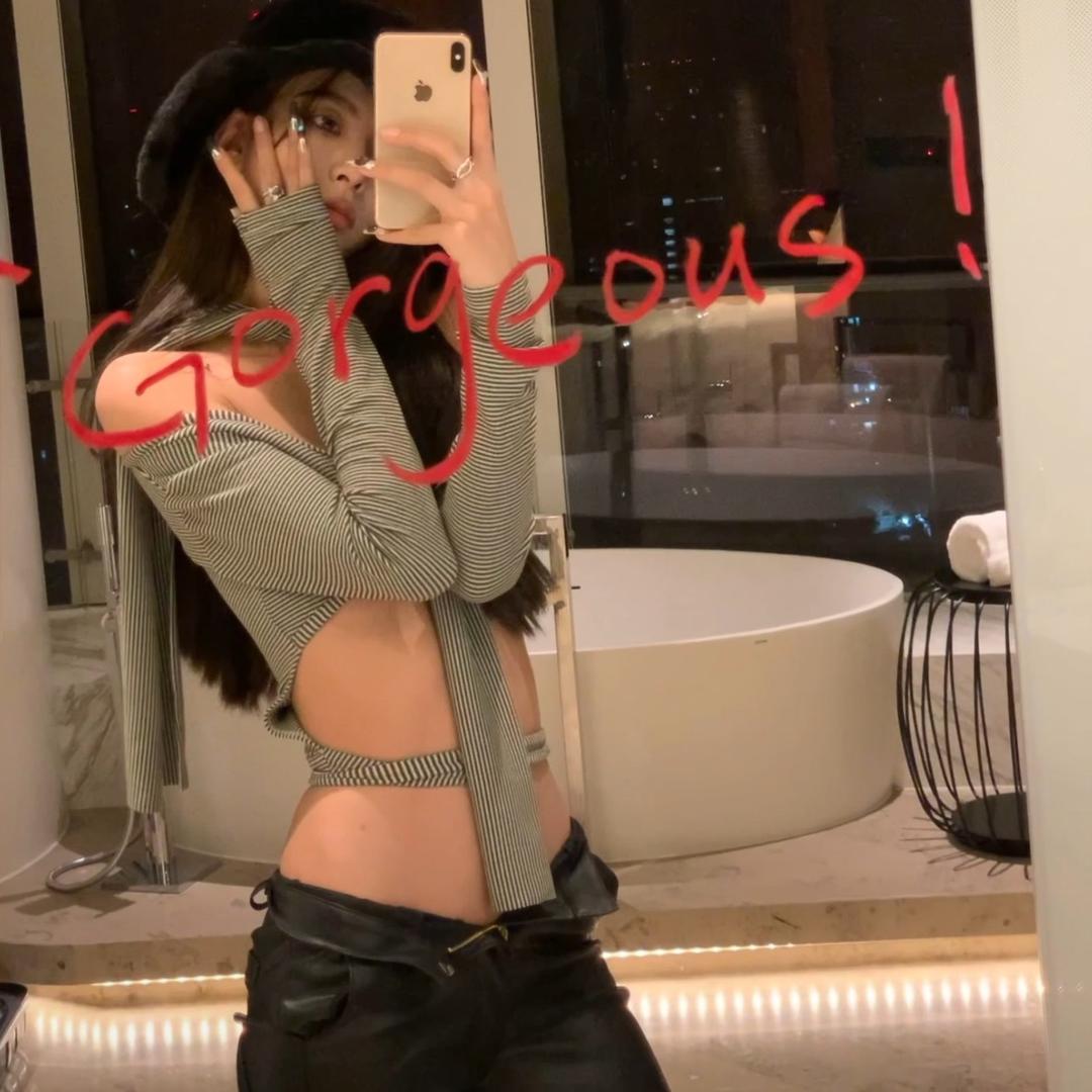 白白