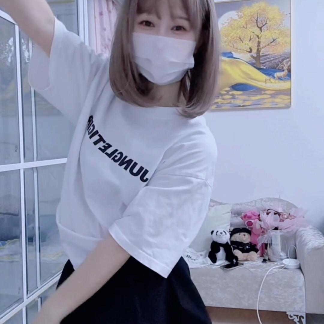 七七