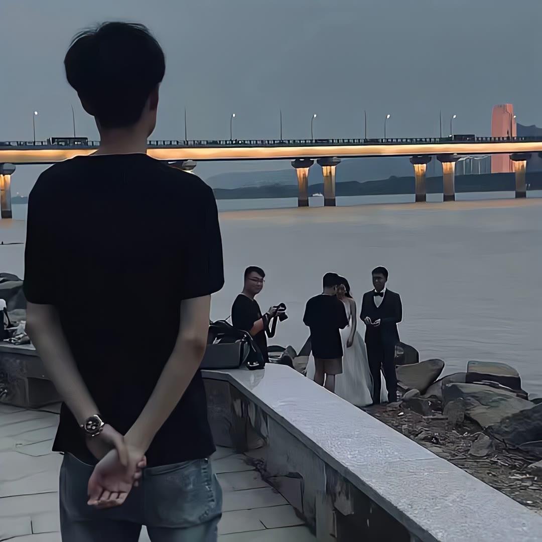 一个Ｗ