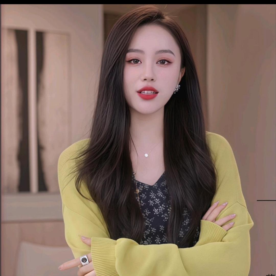 艾文文（时尚潮流穿搭）